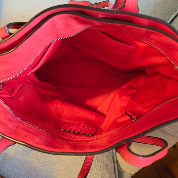 Light Red Coach Leather Satchel Handbag - Picture 4 of 6